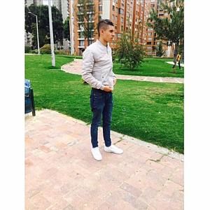 Meet your Posher, Daniel